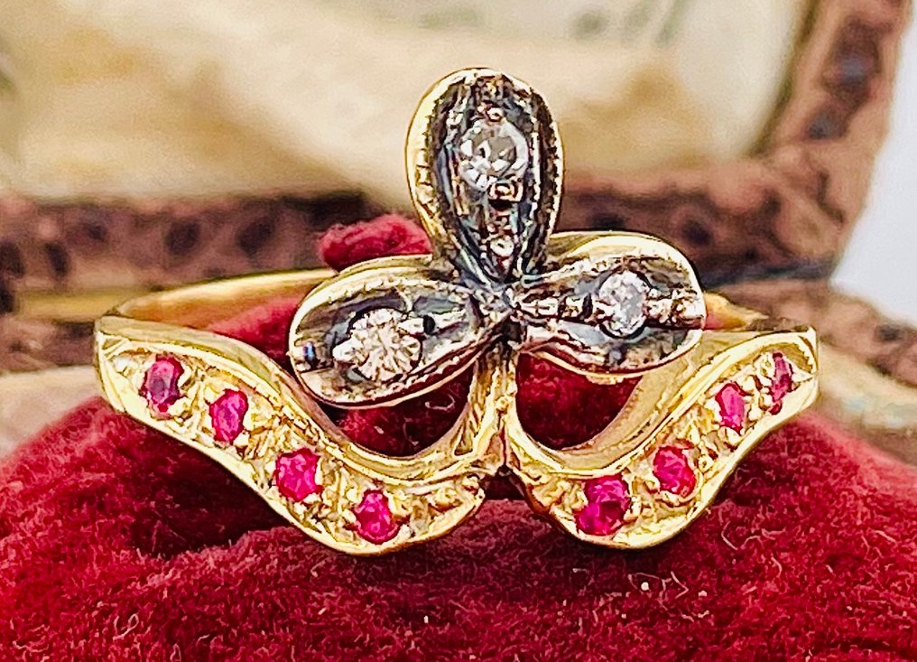 χωρίς τιμή ασφαλείας - Δαχτυλίδι - 9 kt. Κίτρινο χρυσό, Ασημί Διαμάντι (Φυσικό)  - Ρουμπίνι #3.2