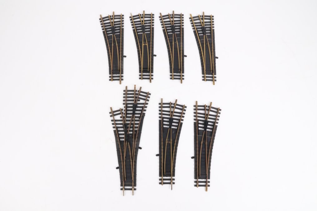 Fleischmann H0 - 6057, 6044 L / R - Model train tracks (7) - Three-way switches and straight switches. #1.0