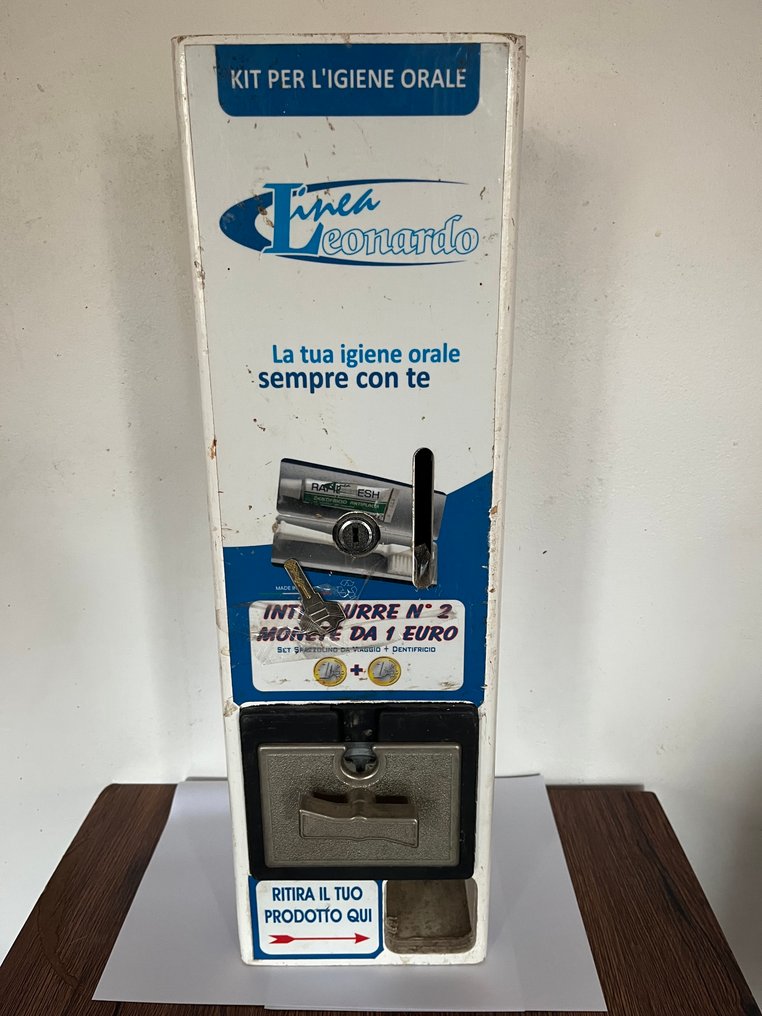 Linea Leonardo - Διανομέας - Σετ για την στοματική υγιεινή. - Ξύλο - διανομέας #1.0