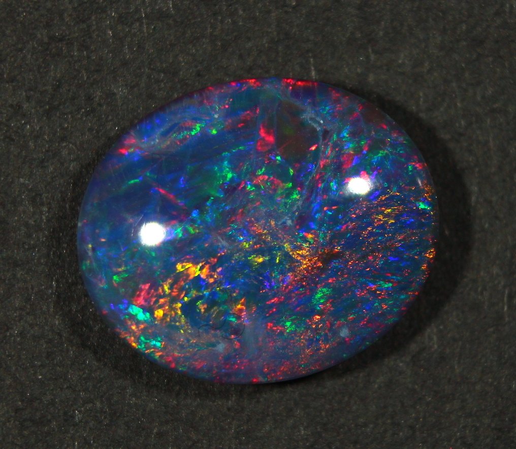 Cts. 3.0 澳大利亚三重合金蛋白石 弧面形 - 高度: 12 mm - 宽度: 10 mm- 0.6 g #2.1