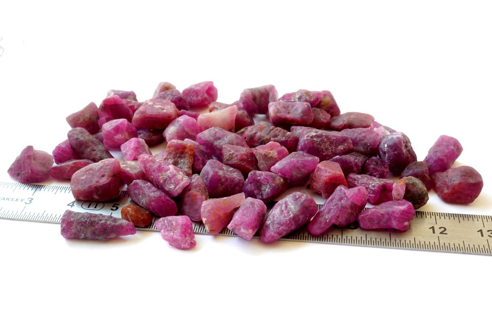 Ruby 309克拉未处理的原石红宝石晶体- 61.84 g #1.0