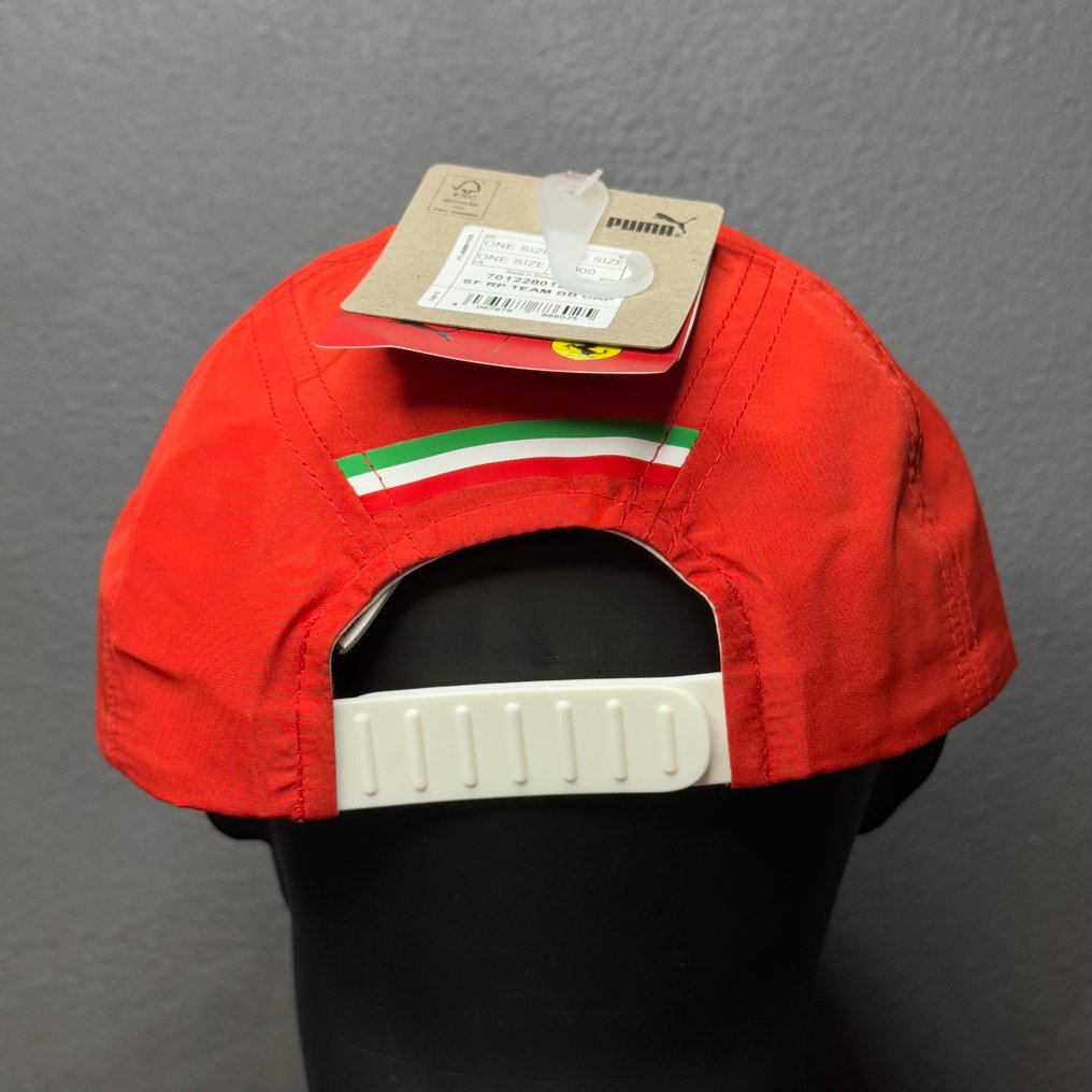 Ferrari - Formula One - Charles Leclerc - 2024 - Team wear #4.3