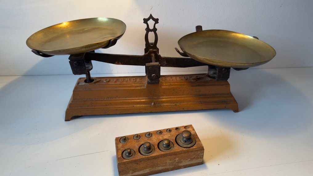 roverbal - Beam scale (2) - 5 kg - Cast iron, Cast brass - plate scale #3.2