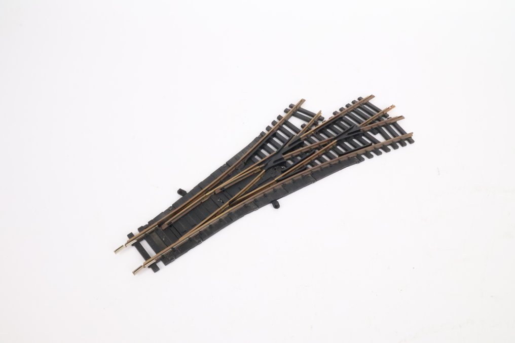 Fleischmann H0 - 6057, 6044 L / R - Model train tracks (7) - Three-way switches and straight switches. #2.1