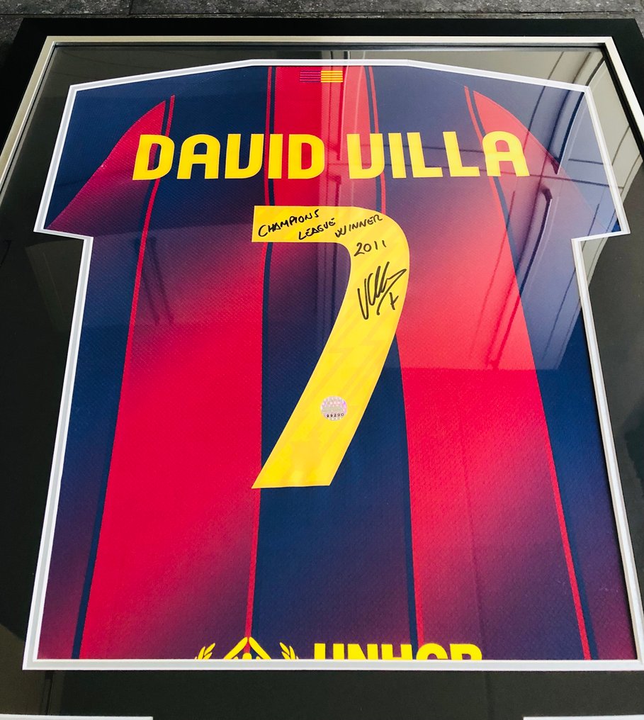 David Villa - 框架签名巴塞罗那2025-26足球衫：2011年欧洲冠军联赛获胜者铭文  #1.0