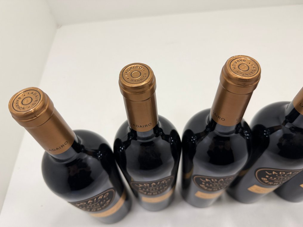 2022 Adegas Ladairo, Mencía en Barrica - Monterrei - 6 Botellas (0,75 L) #3.2