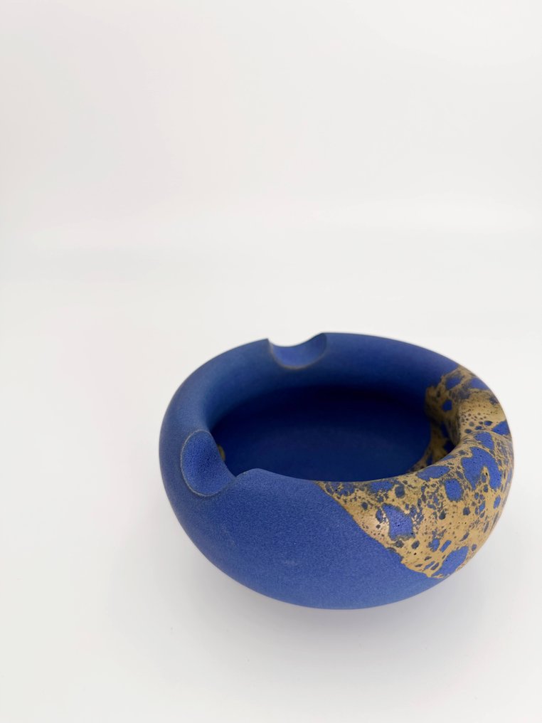 Morino Taimei（1934-） - Σταχτοδοχείο - Λαμπερό ωκεανίς μπλε και χρυσό., Κεραμικό - Τασάκι για πούρα #1.0