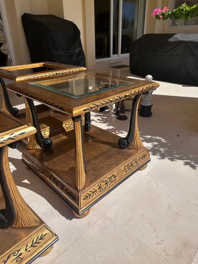 咖啡桌 (4) - 木, 玻璃 - 4 张新古典桌子 #2.1