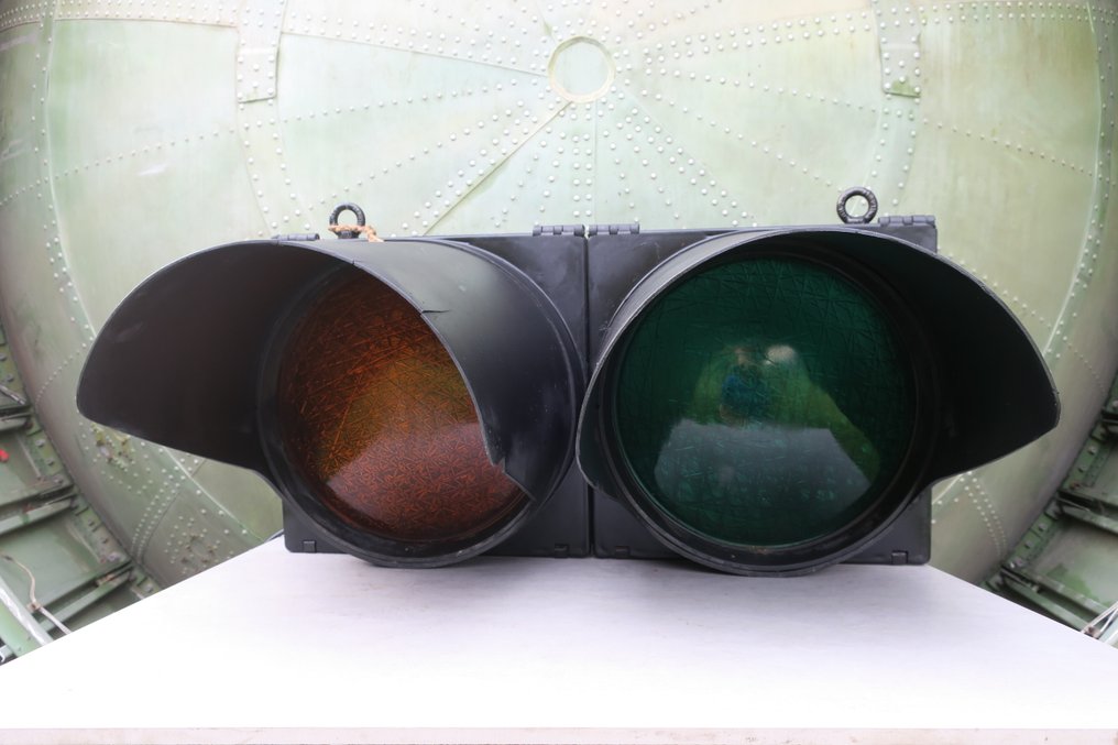 Lamp - Glass, Steel, Plastic - Traffic Light - Semaphore #2.1