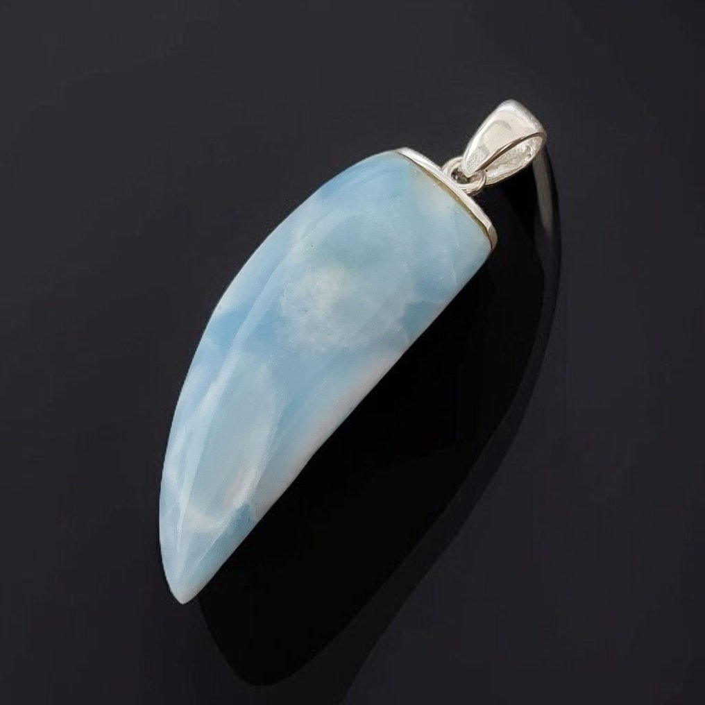 High-quality Larimar pendant. Handcrafted creation. Untreated natural stone. Mounted with 925 silver. - Height: 6 cm - Width: 2 cm- 18 g #4.3