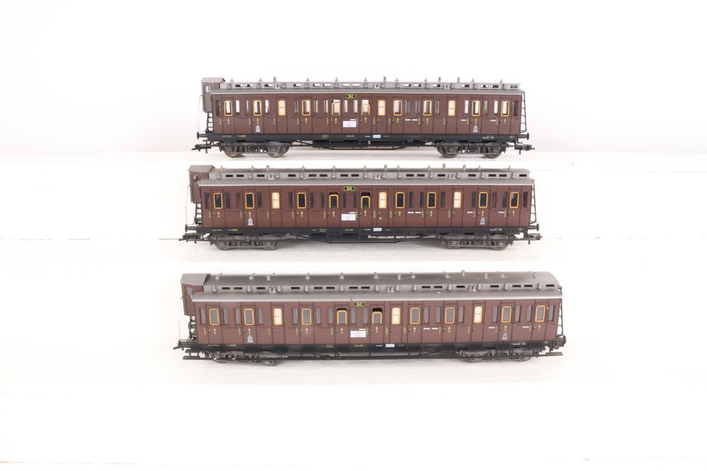 Fleischmann H0 - 5802 - Model wagonu pasażerskiego (3) - Era pojazdów coupé klasy 3, czas I. - KPEV #1.0