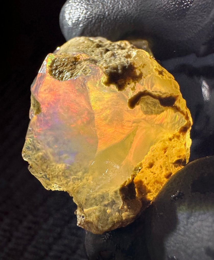 67克拉水晶欧泊 粗糙- 13.4 g #2.1