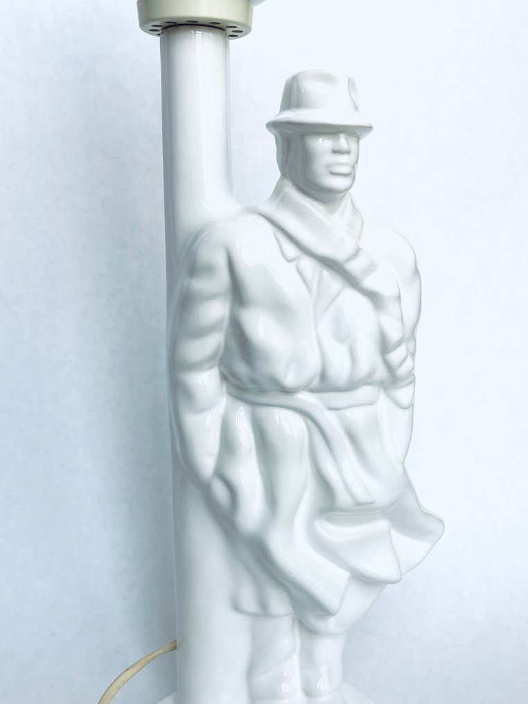 Table lamp - Ceramic - Ceramic sculpture lamp in the shape of a man in a suit - Detective #2.1