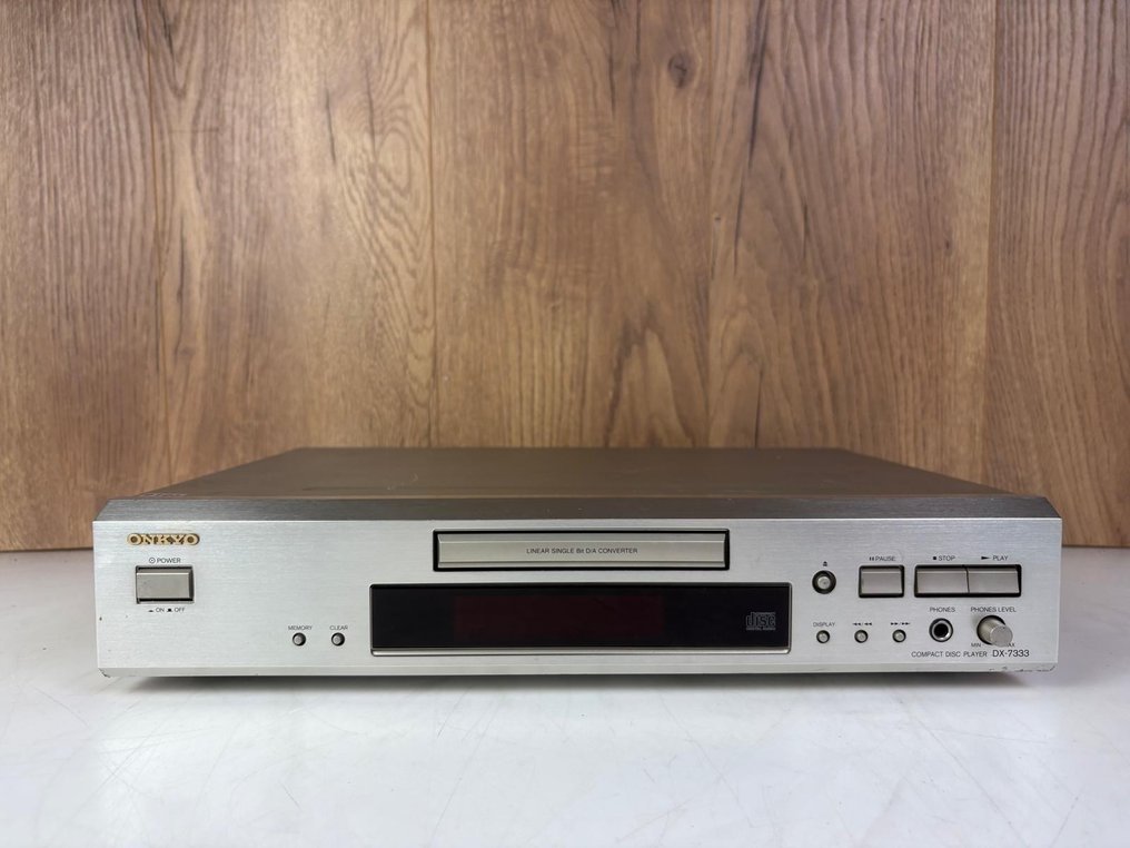 Onkyo - DX-7333 CD player #1.0