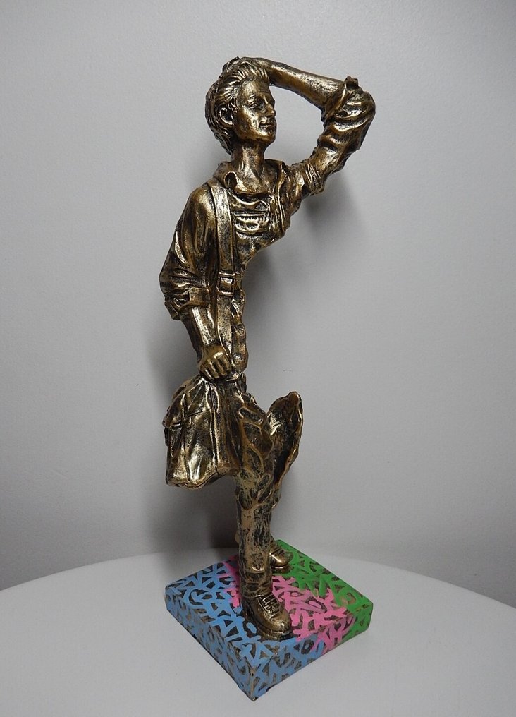 Enigme09 (1979) - The Torn Traveler #1.0