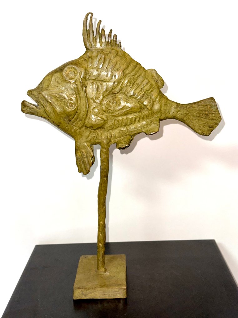 Derme Abdoulaye - Sculpture, Poisson sur tige stylisée en bronze - 36 cm - Bronze #1.0