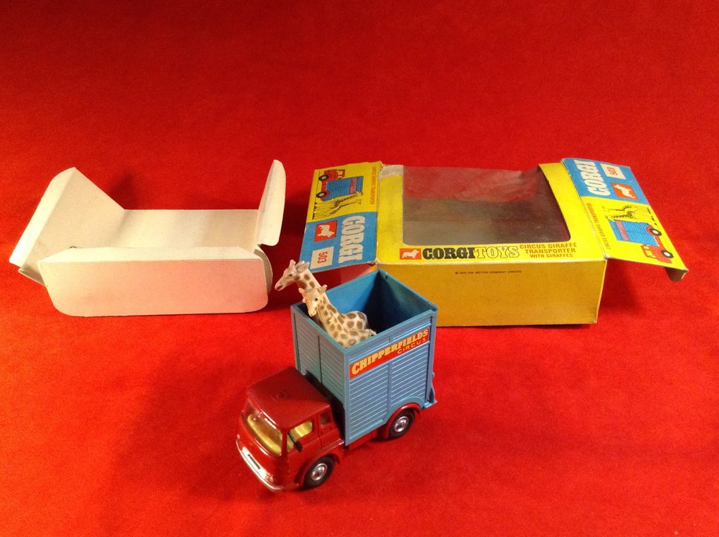 Corgi 1:43 - Modellino di camion - Corgi Toys 503 "Chipperfields Circus" Giraffe Transporter, With Giraffes - Imbottito #1.0