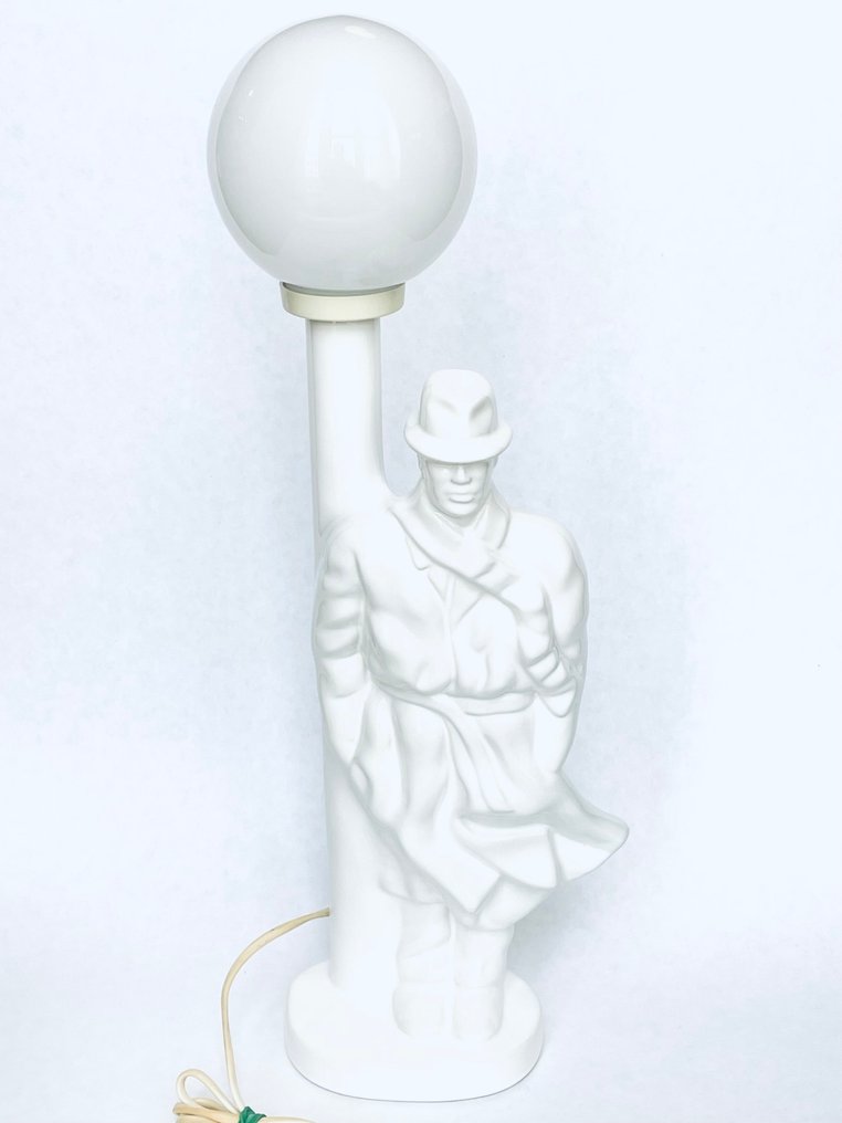 Table lamp - Ceramic - Ceramic sculpture lamp in the shape of a man in a suit - Detective #1.0