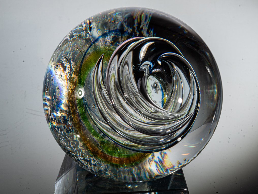 Caithness Glass - Margot Thomson - 紙鎮 - "Topsy-Turvy" (Ltd. Edition 1989) - Ø 7,9 cm - 玻璃 #2.1