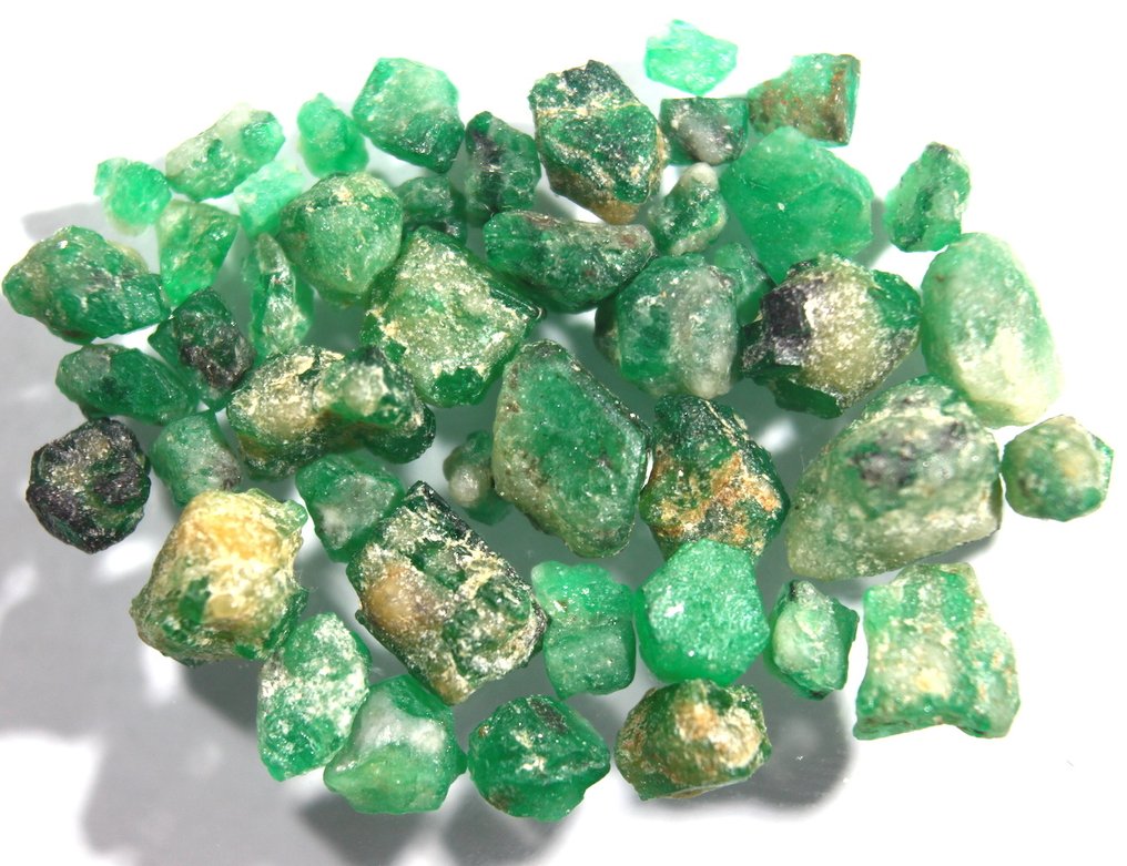 25.30 Ct. Natural Emerald from Panjshir Rough- 5.06 g #4.3