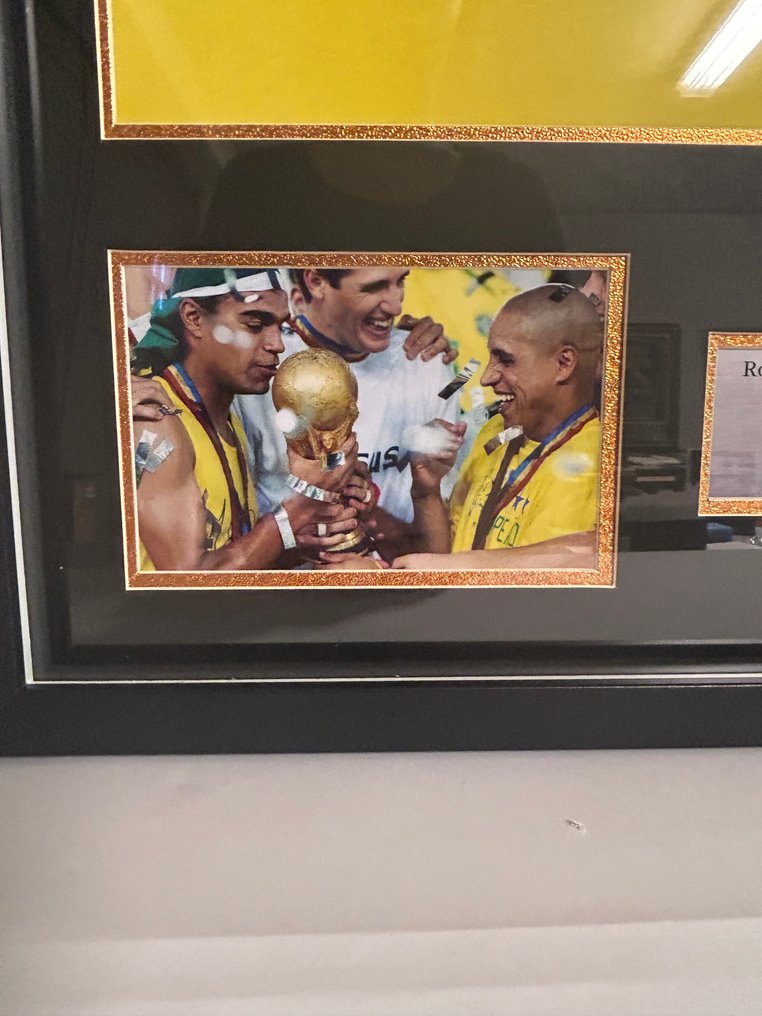 Brasil - 欧洲足球锦标赛 - Roberto Carlos - 足球衫 #2.1