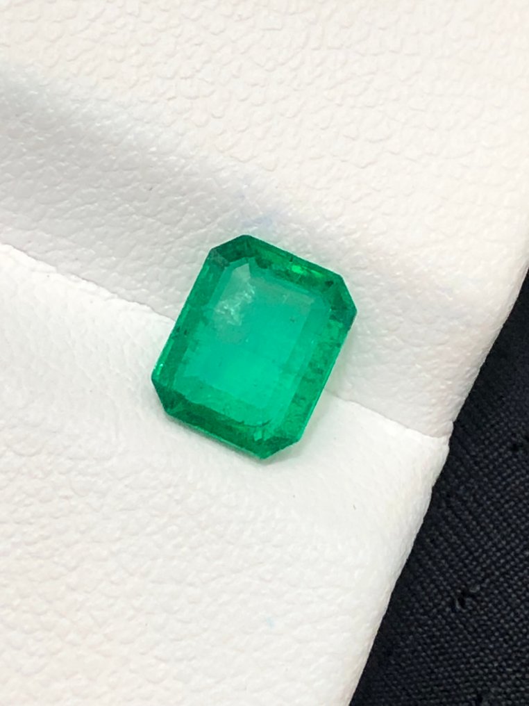 沒有保留價 - 1 pcs  綠色 祖母綠  - 0.93 ct - 國際有色寶石協會 (ICA GemLab) #3.2