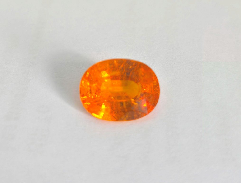 1 pcs  Portocaliu Granat  - 6.09 ct - Asociația internațională de pietre prețioase colorate (ICA GemLab) - Fanta Orange #4.3