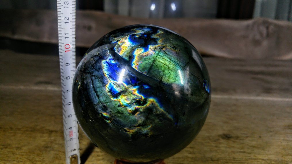 Labradorite Amazing  Green Violet Turquoise - Opal luminescense colours Sphere - Height: 10 cm - Width: 10 cm- 1382 g #4.3
