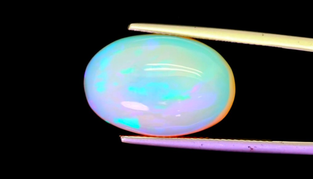 Welo Opal Quality AAA +++, 13.70 carats Polished - Height: 21 mm - Width: 14 mm- 2.74 g - (1) #2.1