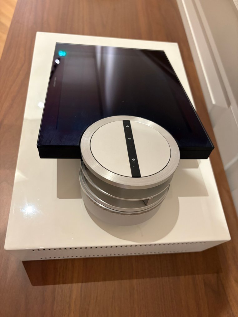 Bang & Olufsen - BeoSound 5 - BeoMaster 5 Wit Set Hi-Fi #1.0