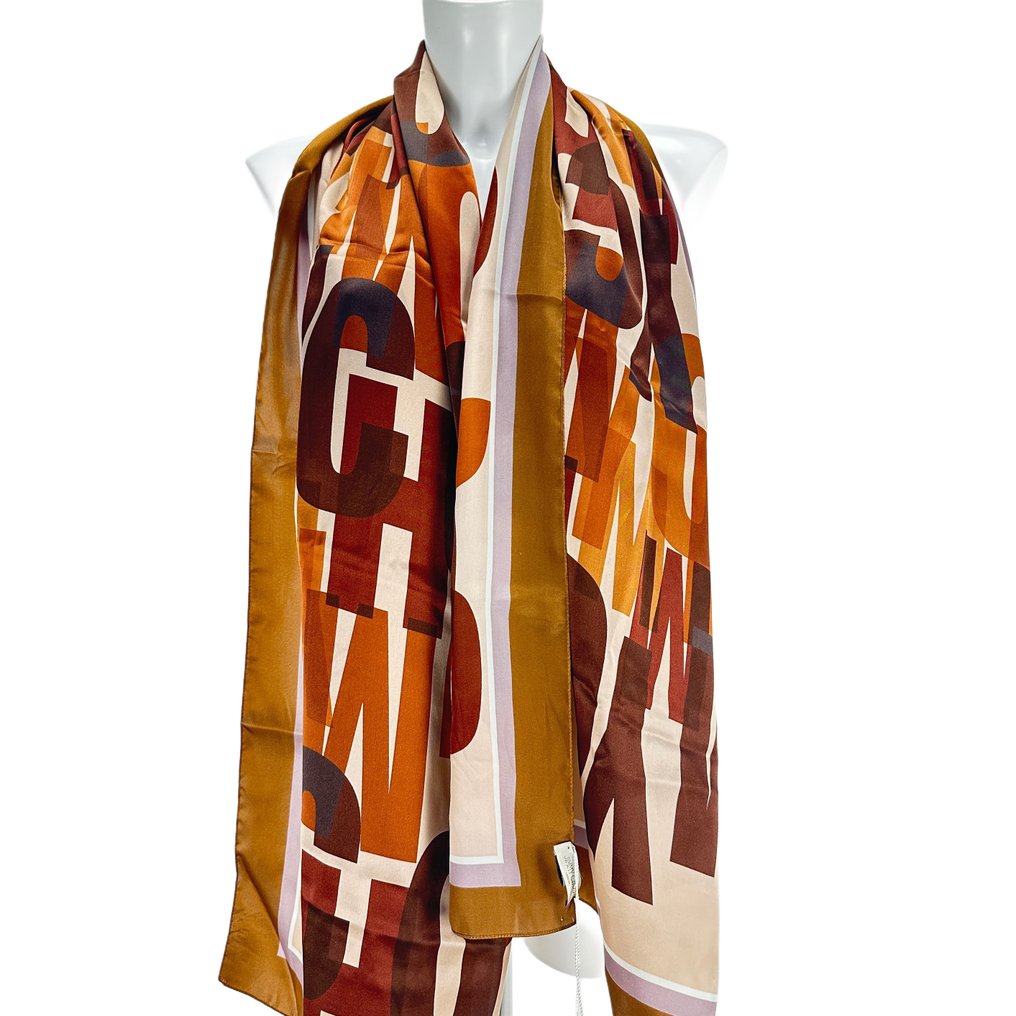 Jimmy Choo - Estola (chal) #1.0