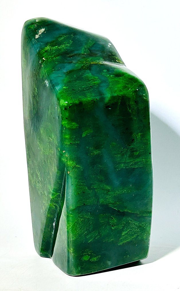 AAA+ Nephrite Jade Freeform – Deep Green Natural Gemstone Sculpture - Höhe: 131 mm - Breite: 68 mm- 980 g - (1) #2.1