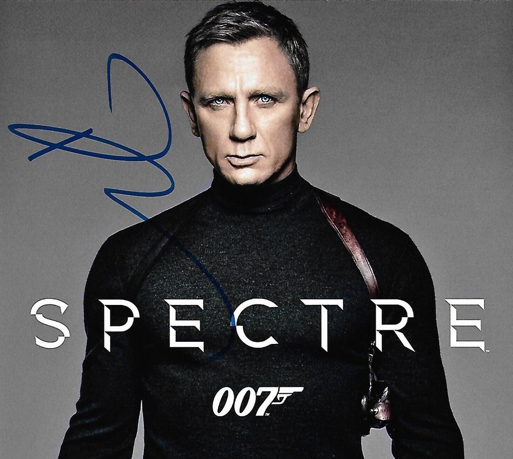 James Bond 007 - Autographed Photo "Spectre" James Bond 007 Daniel Craig with b'bc COA. #2.1