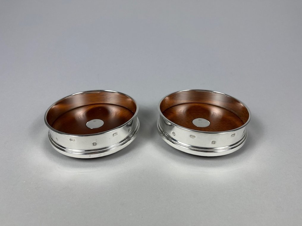 R. Carr Ltd. Sheffield - Base para copo (2) - .925 prata, Mogno #1.0