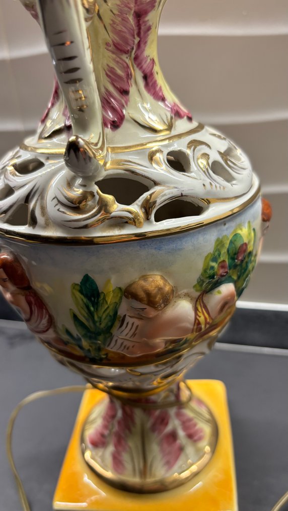 capodimonte - Mok (5) - Porselein - Sieradendoosje, 2 asbakken. #2.1