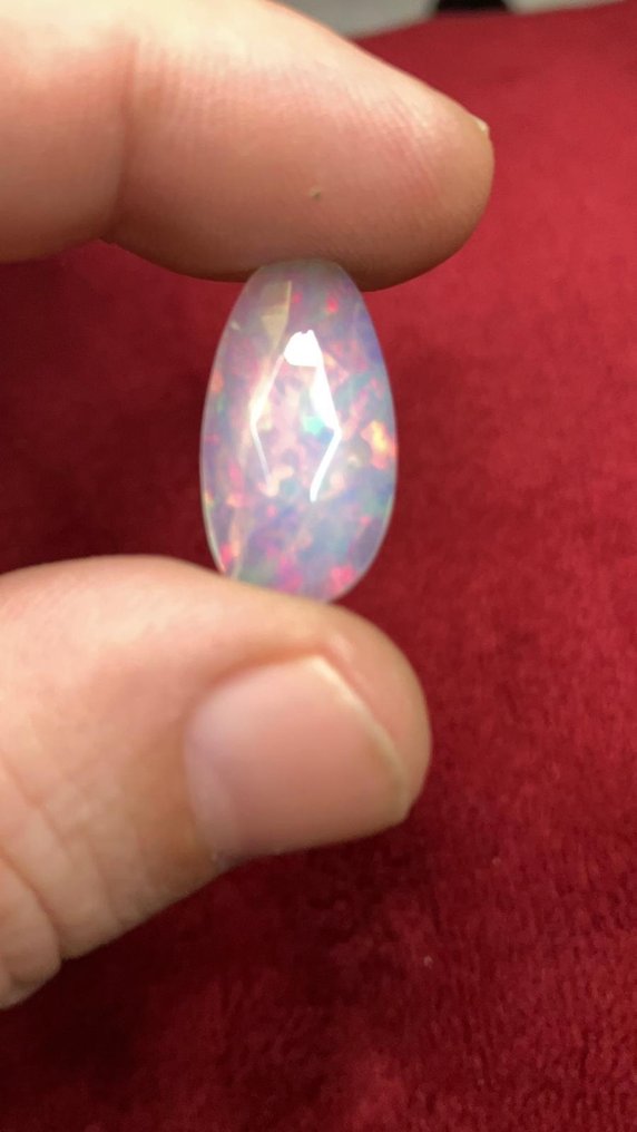 Opala Bloco facetado de fogo multicolor AAA+++ 4,5Ct- 0.9 g #2.1