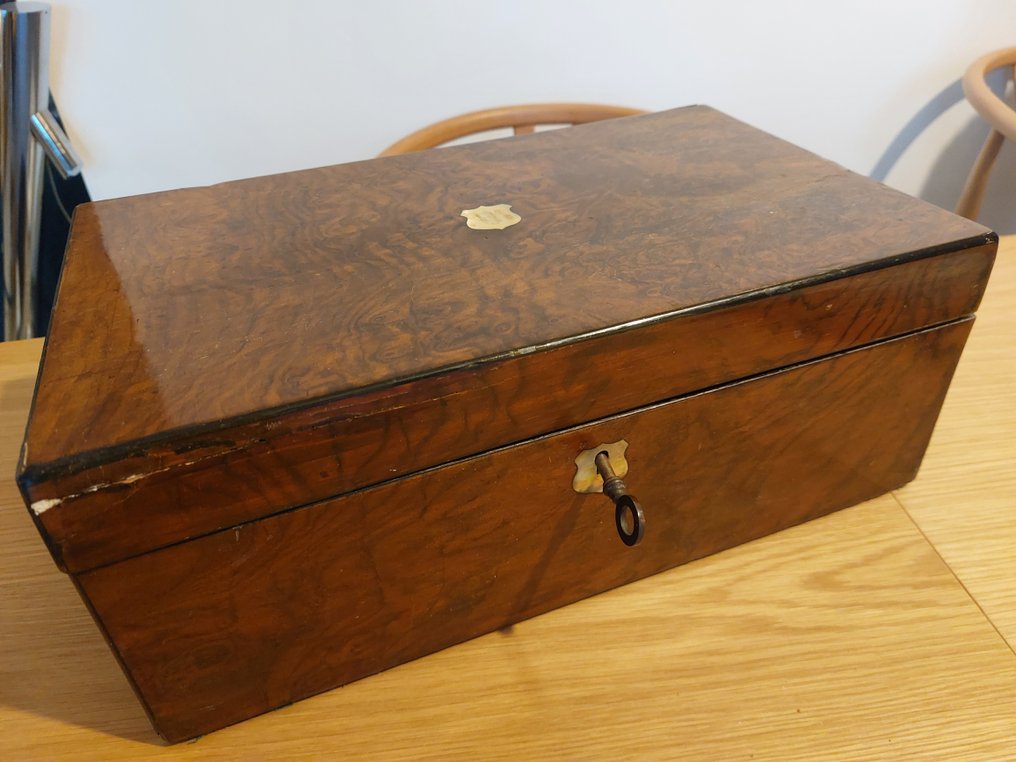 Skrivepult - Træ #1.0