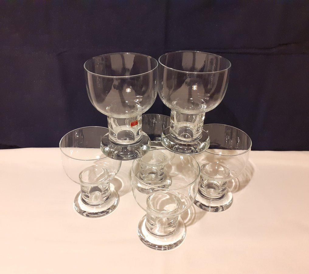 Drinking service (6) - Crystal #1.0