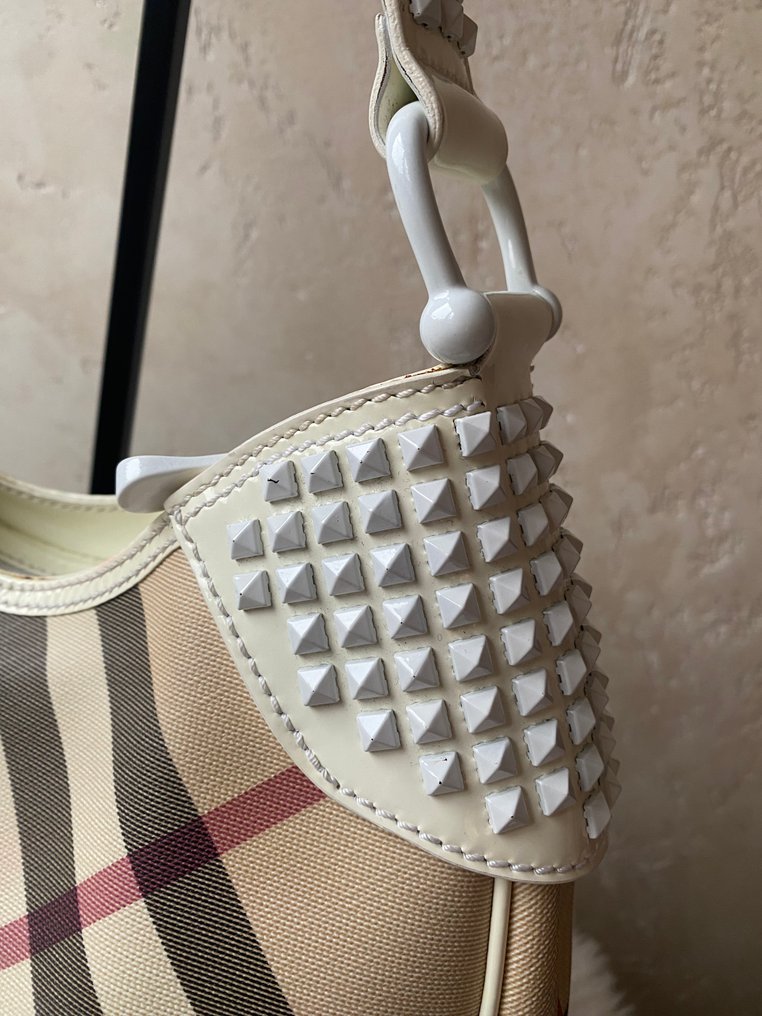 Burberry - Bag #3.2