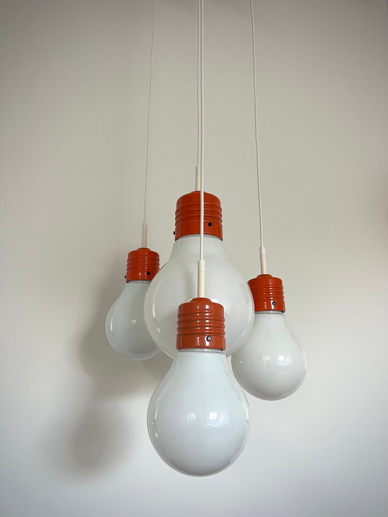 Brilliant Leuchten - 掛燈 - 灯泡形状吊坠 - 乳白色玻璃 - 复古的 MCM #3.2