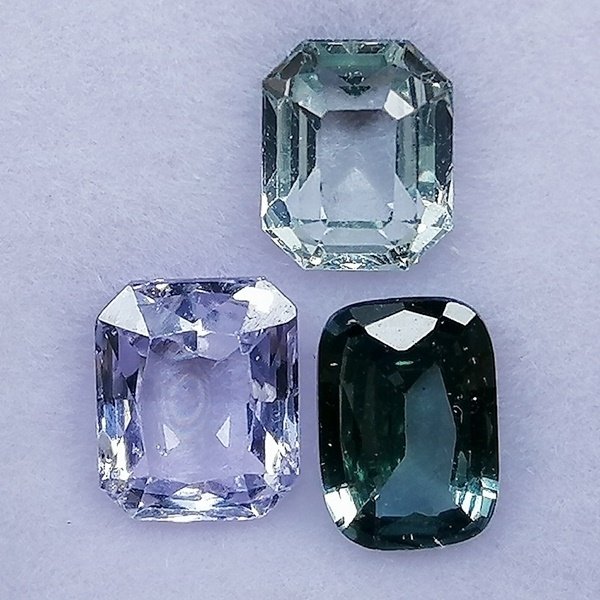 3 pcs  Ibolya, Zöld Zafír  - 2.32 ct - Instituto Gemólogico Español (IGE) #3.2