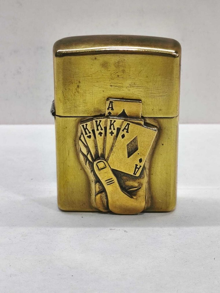 Zippo - Zippo Poker - Sem preço de reserva - Isqueiro de bolso - Latão #1.0