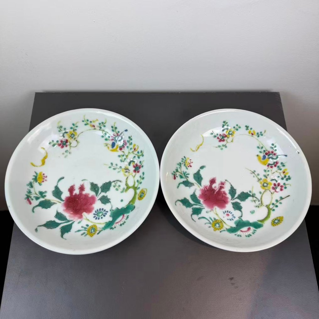 一件中国粉彩鸟花瓷盘 - 瓷器 - 20世紀 #1.0