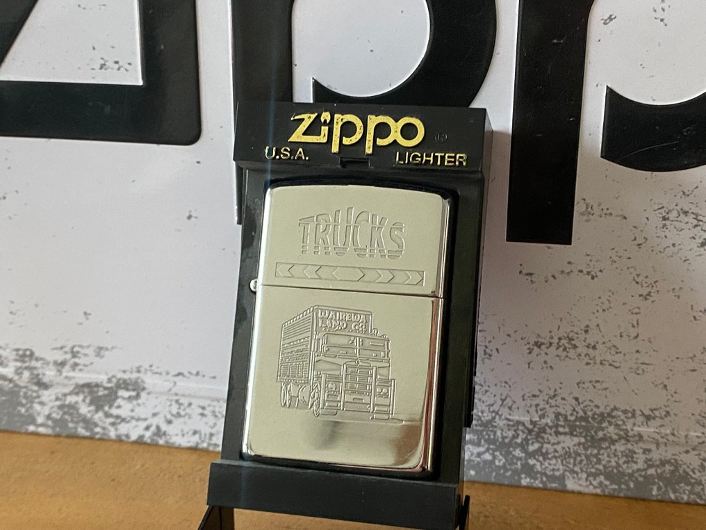Zippo - TRUCK - 1990 - Sem preço de reserva - Isqueiro - Aço (aço inoxidável), Latão #1.0