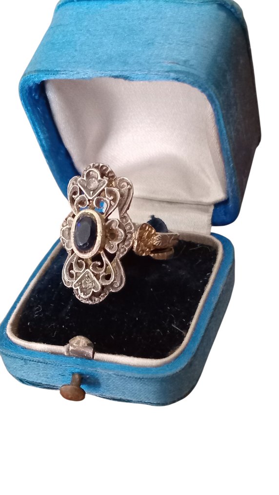 沒有保留價 - 戒指 - 9 節 黃金 -  0.50ct. tw. 藍寶石 - 19世纪的古老戒指 #1.0