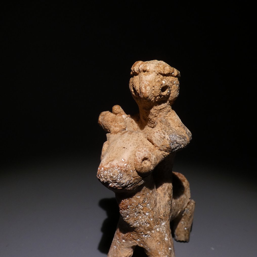 Mesopotamico Terracotta Toro con figura di guerriero. 8 cm di altezza. Syro-hittite, 2000 a.C. #4.3