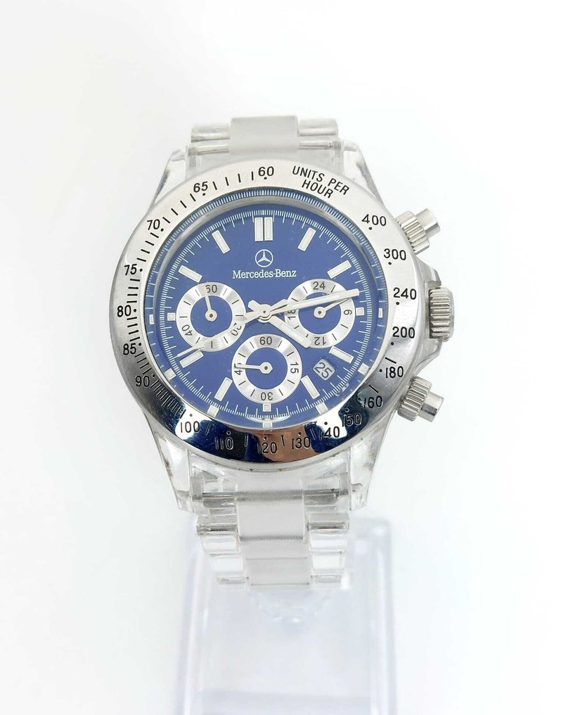 Watch - Mercedes-Benz #1.0
