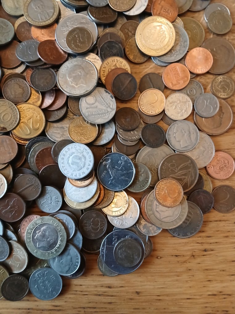 Mundo. Ruim 9 kg wereldmunten. (Sem preço de reserva) #1.0