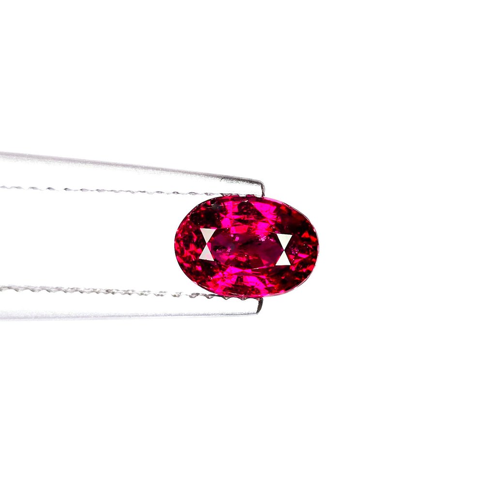 Red Ruby - 1.67 ct - International Gemological Institute (IGI) - No Heat, No tratment #1.0