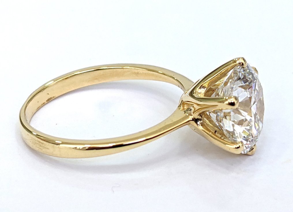 Ei pohjahintaa - Sormus - 14 kt. Keltakulta - 3.04ct. tw. Timantti (Laboratoriossa kasvatettu) - E VVS2 IGI Certified #2.1
